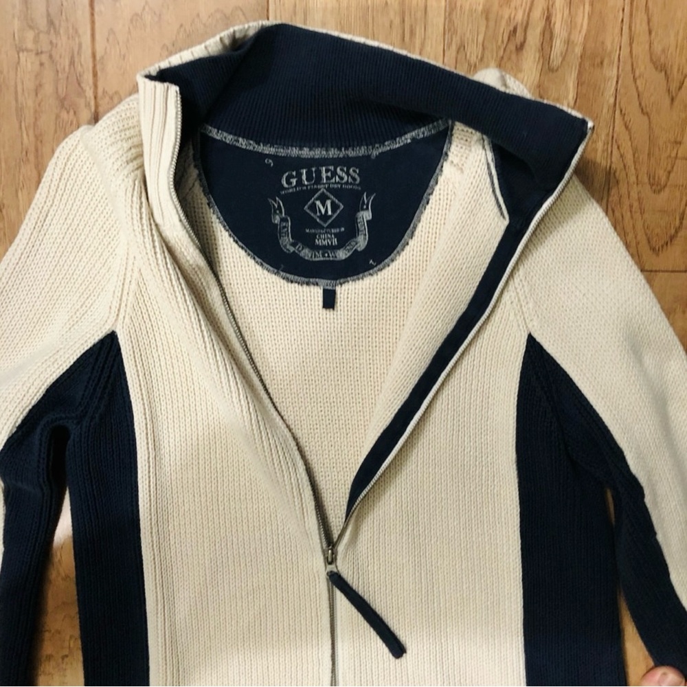 Men's Full Zip Guess Knit Sweater
Color : Cream color with dark navy accents